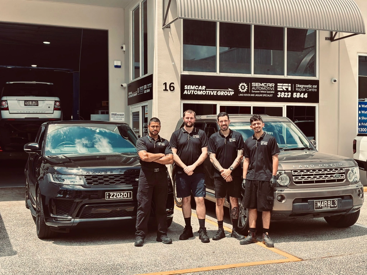 semcar Land rover mechanics brisbane