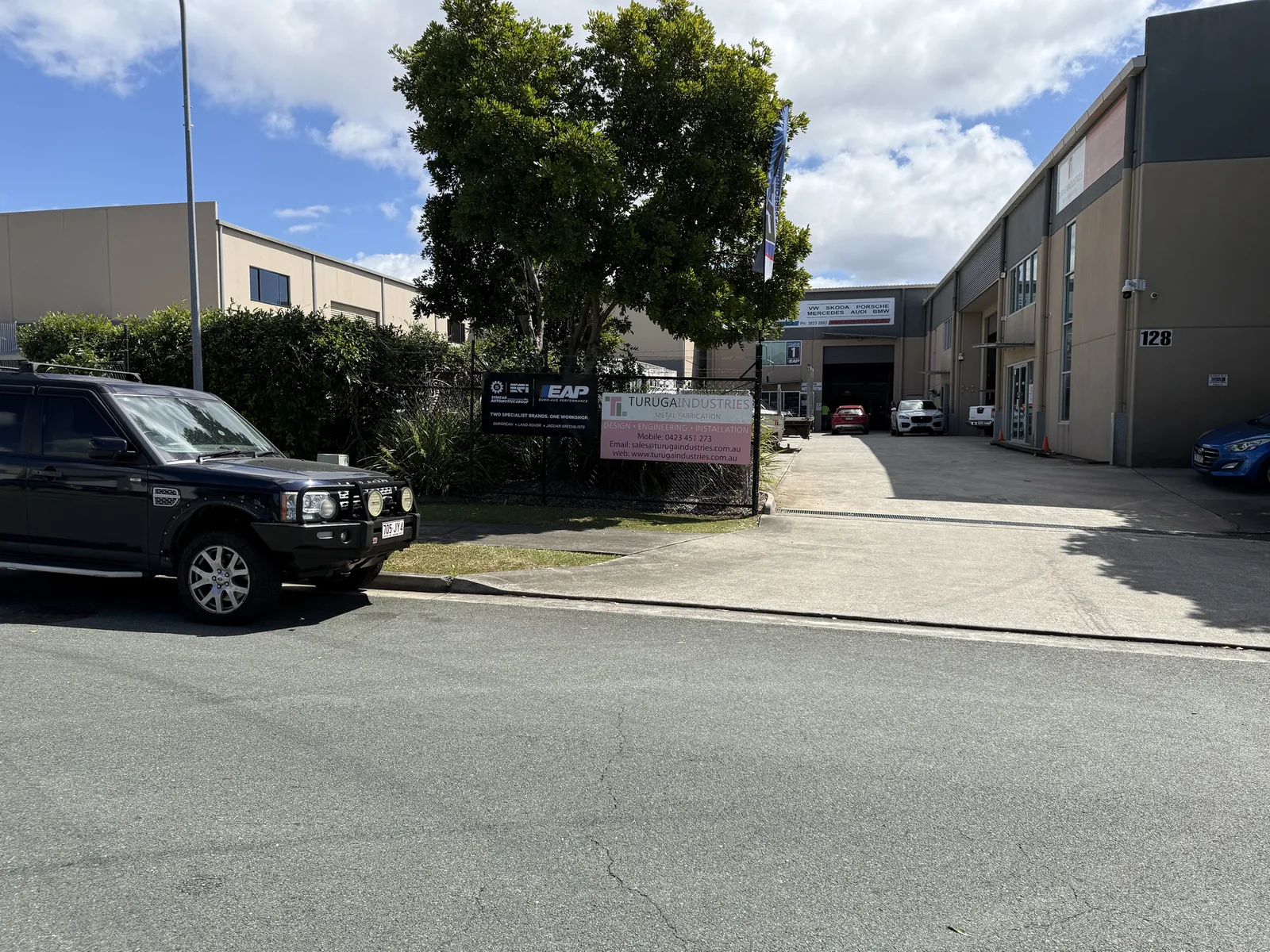 Steel Street approach Street approach to SemCar Automotive Group's workshop at 128 Steel Street Capalaba